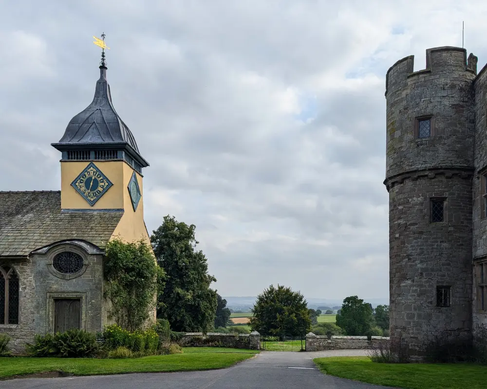 Photo de Château de Croft - Historic England
