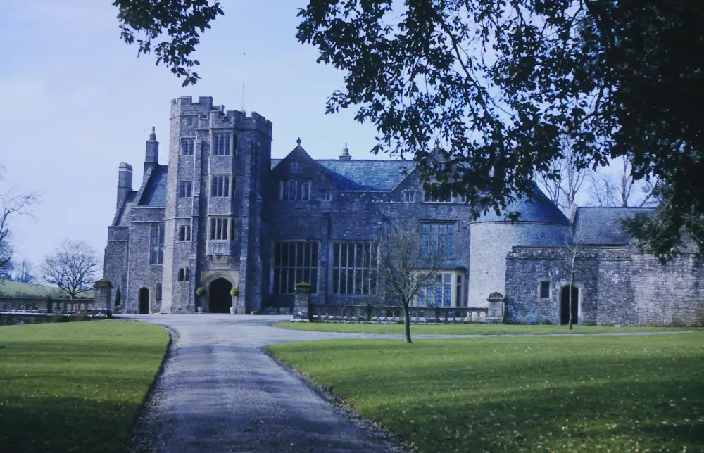 Foto de Tribunal de Holcombe - Historic England