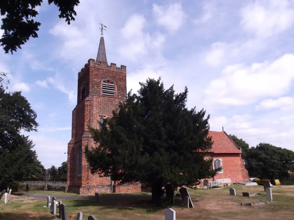 Photo de Église de St Michael l'Archange - Historic England / Clive  Nason