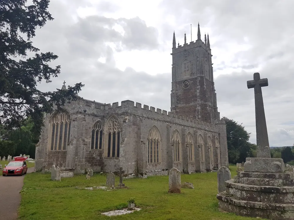 Photo de Église paroissiale de St John the Baptist - Historic England