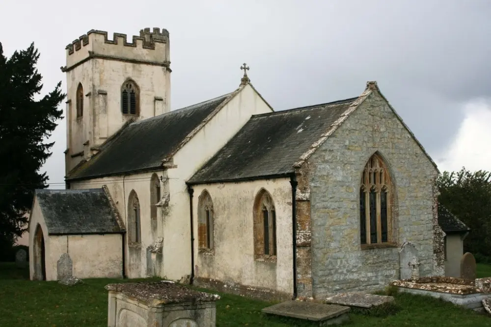 Photo de Église de la Sainte Croix - Historic England