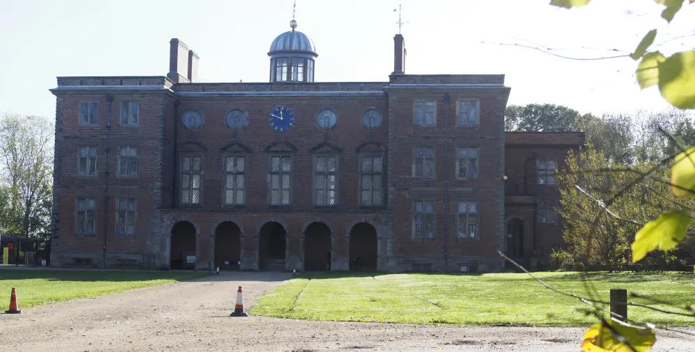 Photo de L'école de l'église Sir John Moore d'Angleterre - Historic England