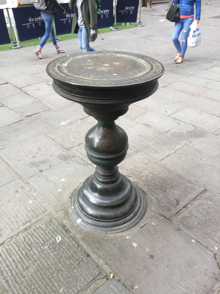 Photo de Les ongles - Historic England