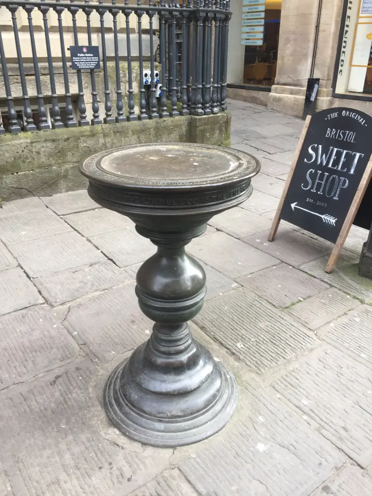 Photo de Les ongles - Historic England