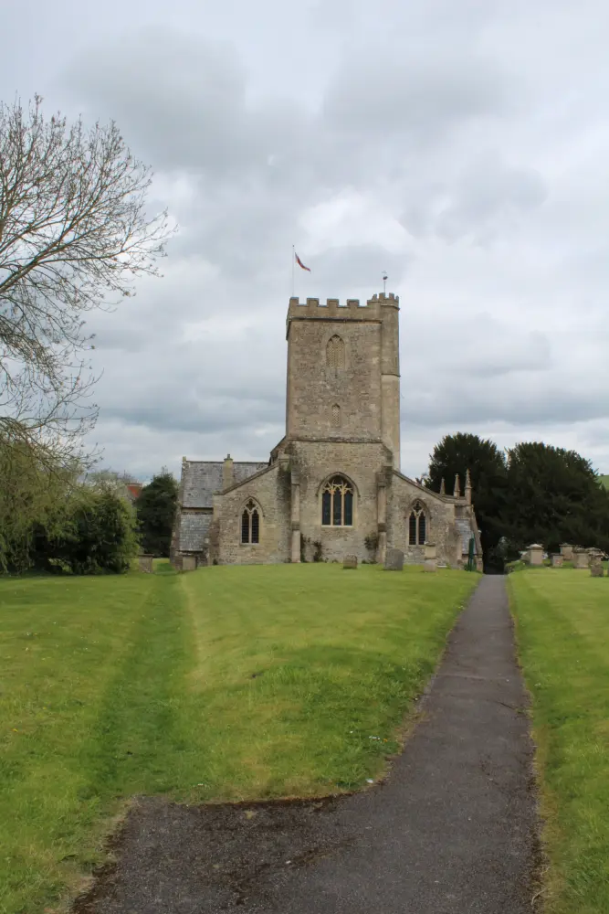 Photo de Église des All Saints - Historic England / David Lovell