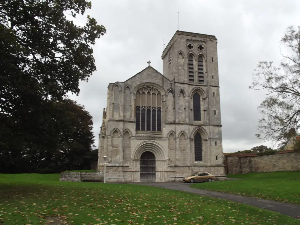 Photo de Église prieurée de St Mary - Historic England / Graham  W Beaumont