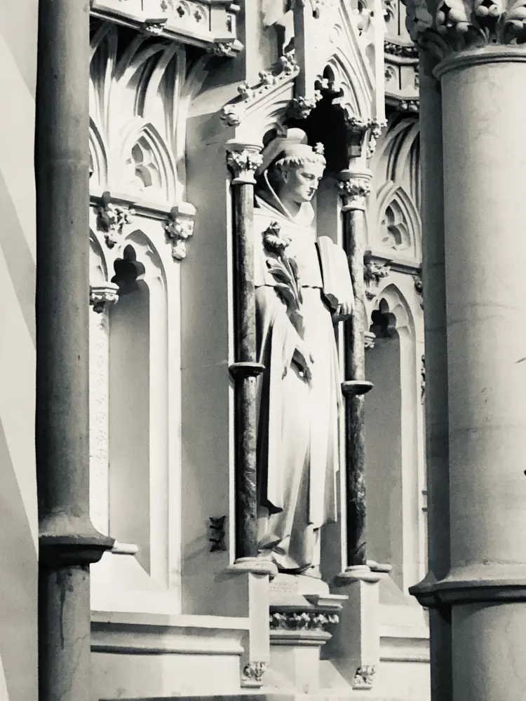 Photo de Église romaine de Notre-Dame, aide des chrétiens et St Denis - Historic England