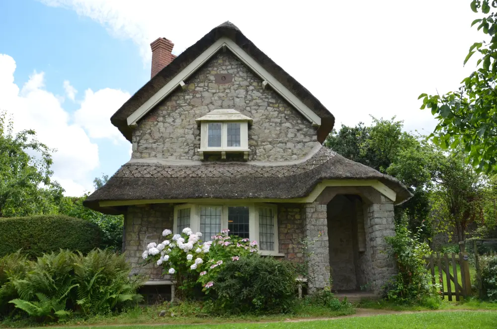 Photo de Blaise Hamlet, hollandais Cottage - Historic England
