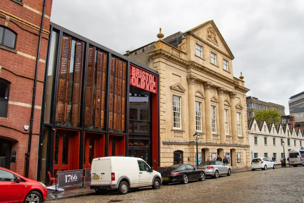 Photo de Le théâtre royal - Historic England