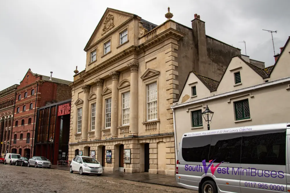 Photo de Le théâtre royal - Historic England