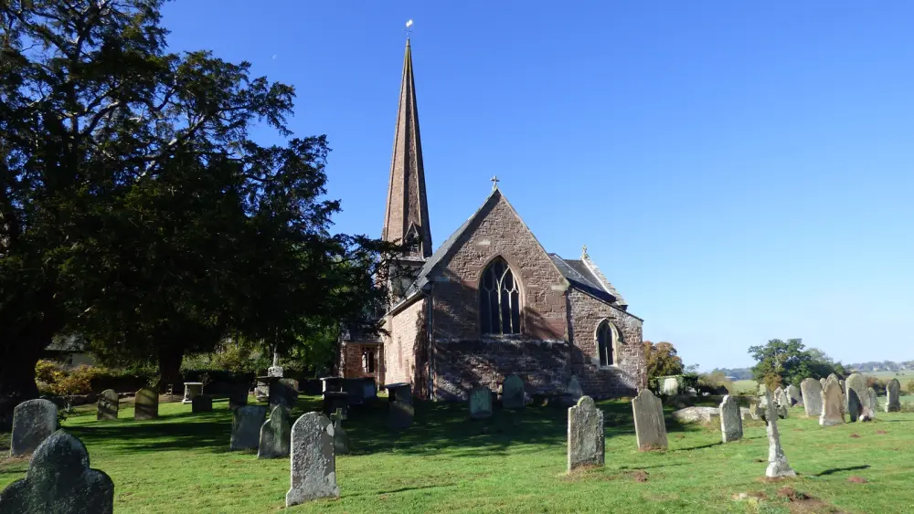 Photo de Église de St Tysilio - Historic England / Sandy Gerrard