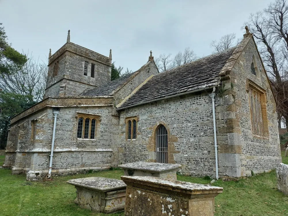Photo de Église de la Sainte Trinité - Historic England / Aleksandras Gubanovas