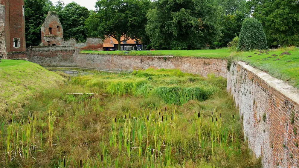 Photo de Murs dociles au château de Tattershall - Historic England / Kevin Waterhouse