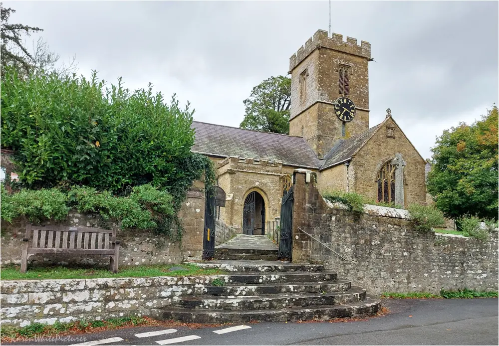 Photo de Église paroissiale de Symondsbury (St John the Baptist) - Historic England / Karen White