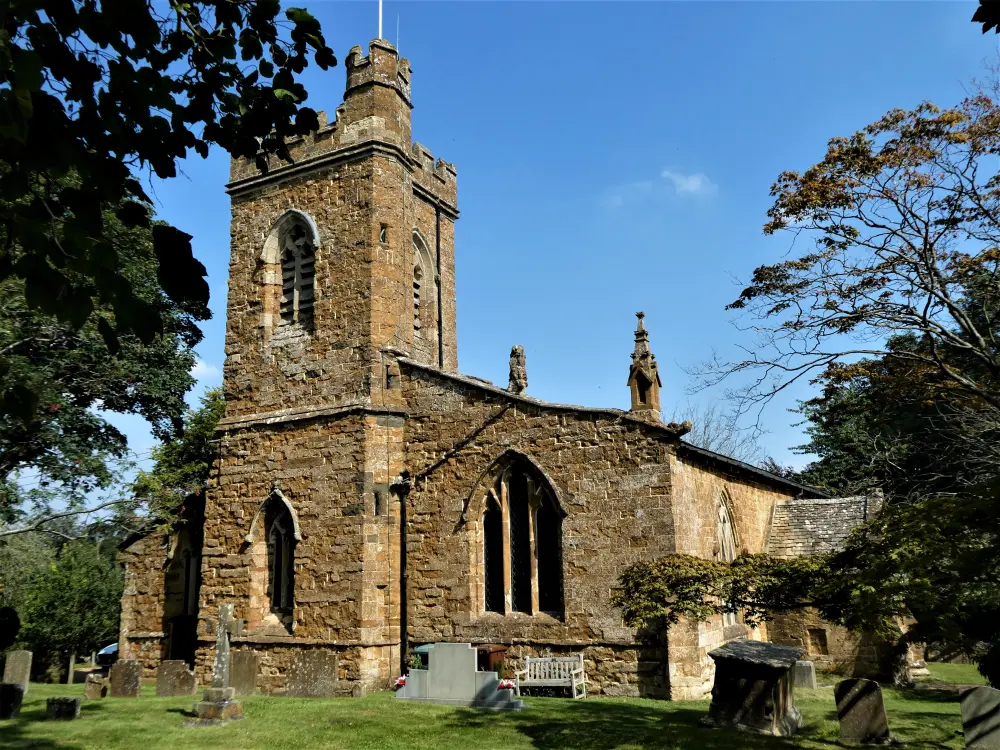Photo de Église de St Peter - Historic England