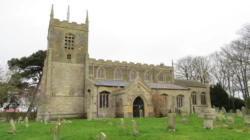 Photo de Église de St Mary - Historic England / Robert Walton
