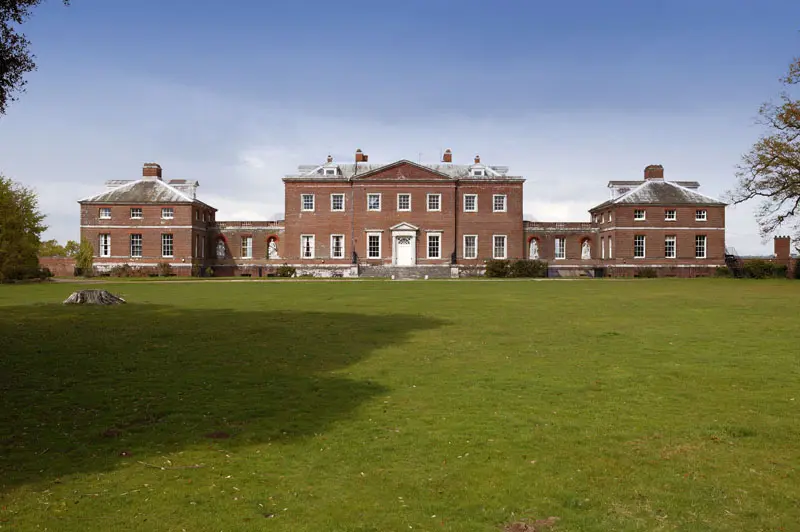 Foto von Mersham Le Hatch - Historic England / Robert Clark