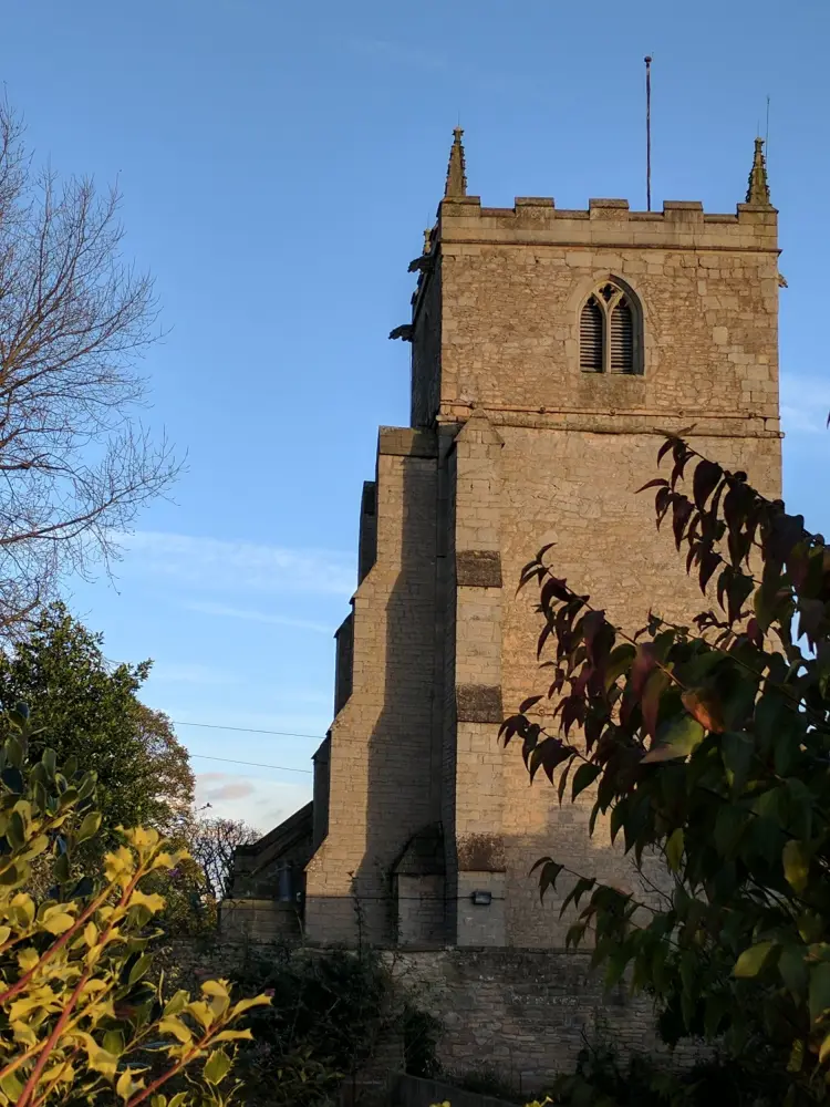 Photo de Église de St Peter et St Paul - Historic England