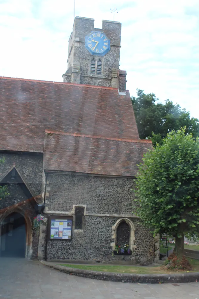 Photo de L'Église de St Dunstan sans la porte ouest - Historic England / David Lovell