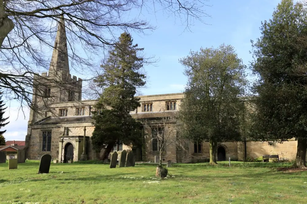 Photo de Église de St George - Historic England / Andrew Abbott