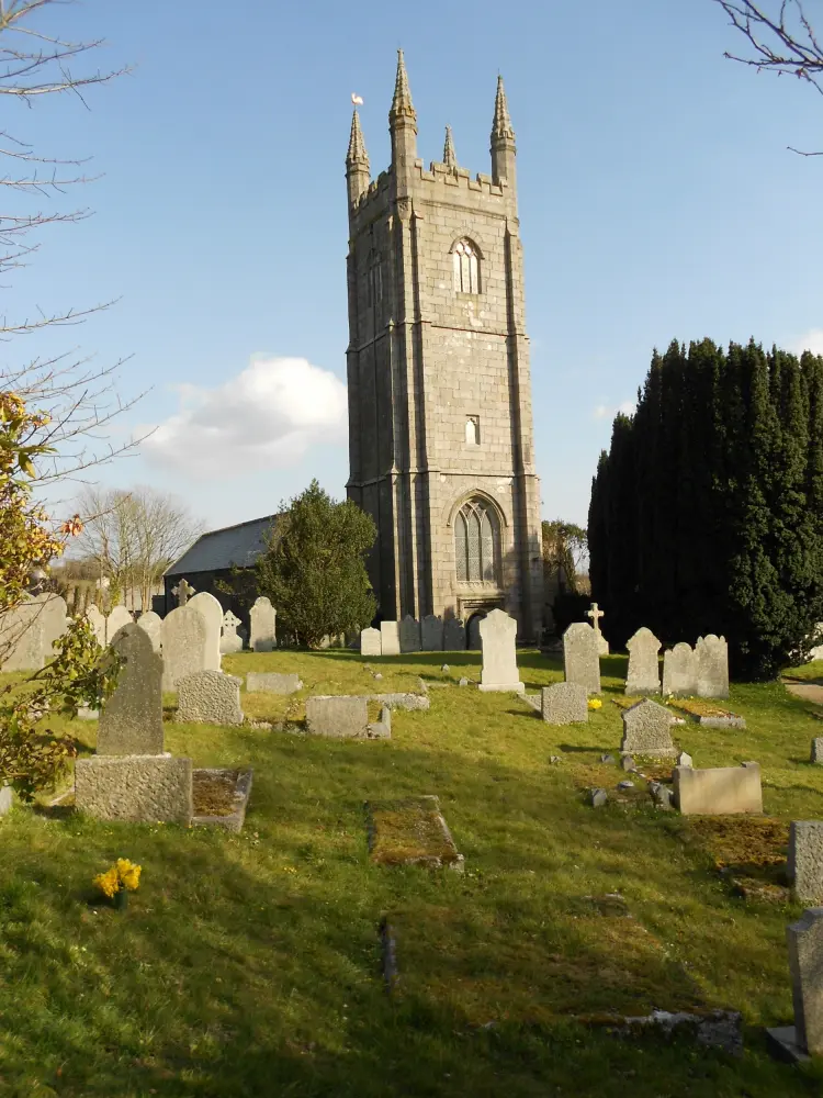 Photo de Église de St Torney - Historic England / Emma Trevarthen