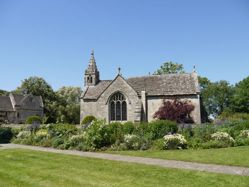 Photo de Église des All Saints - Historic England / David Lovell