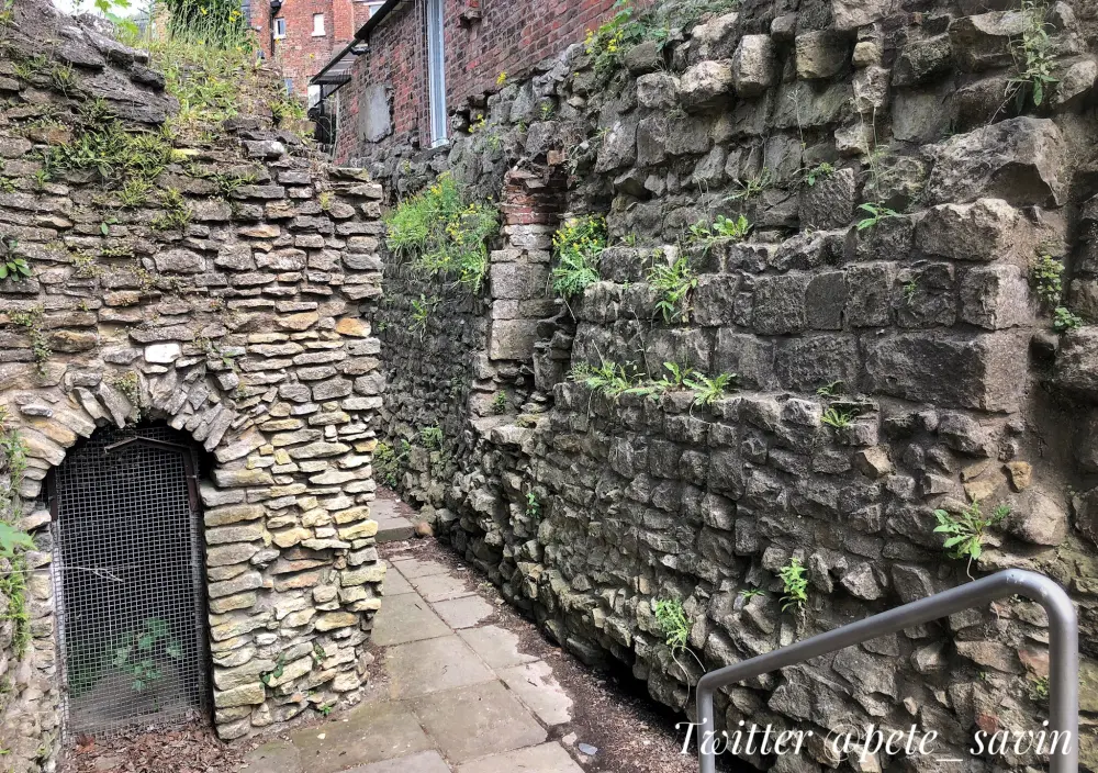 Photo de Tour anglienne - Historic England