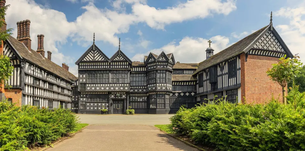 Photo de Bramall Hall - Historic England / Christopher John Photography