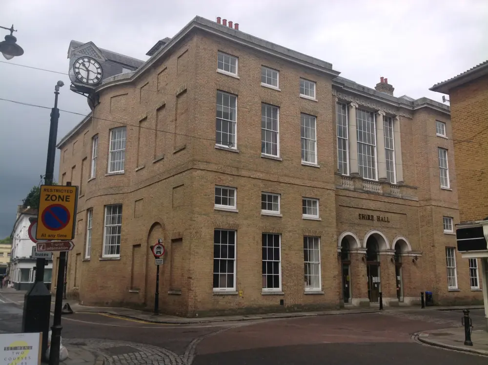 Photo de Shire Hall - Historic England / David Lovell
