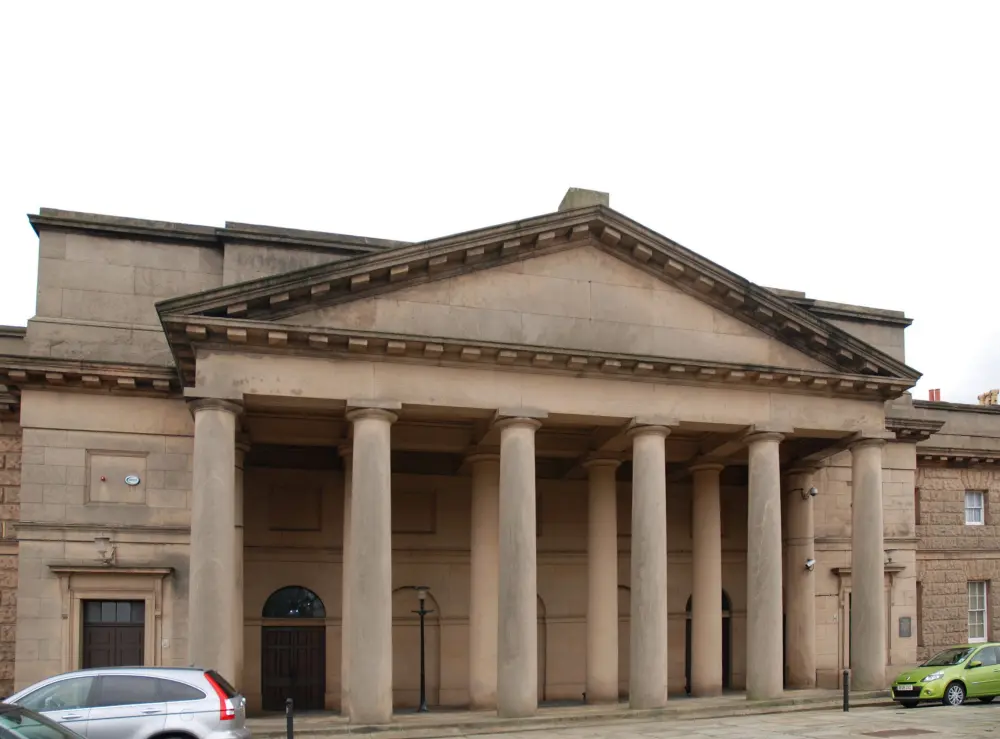 Photo de Assizing Courts Block - Historic England