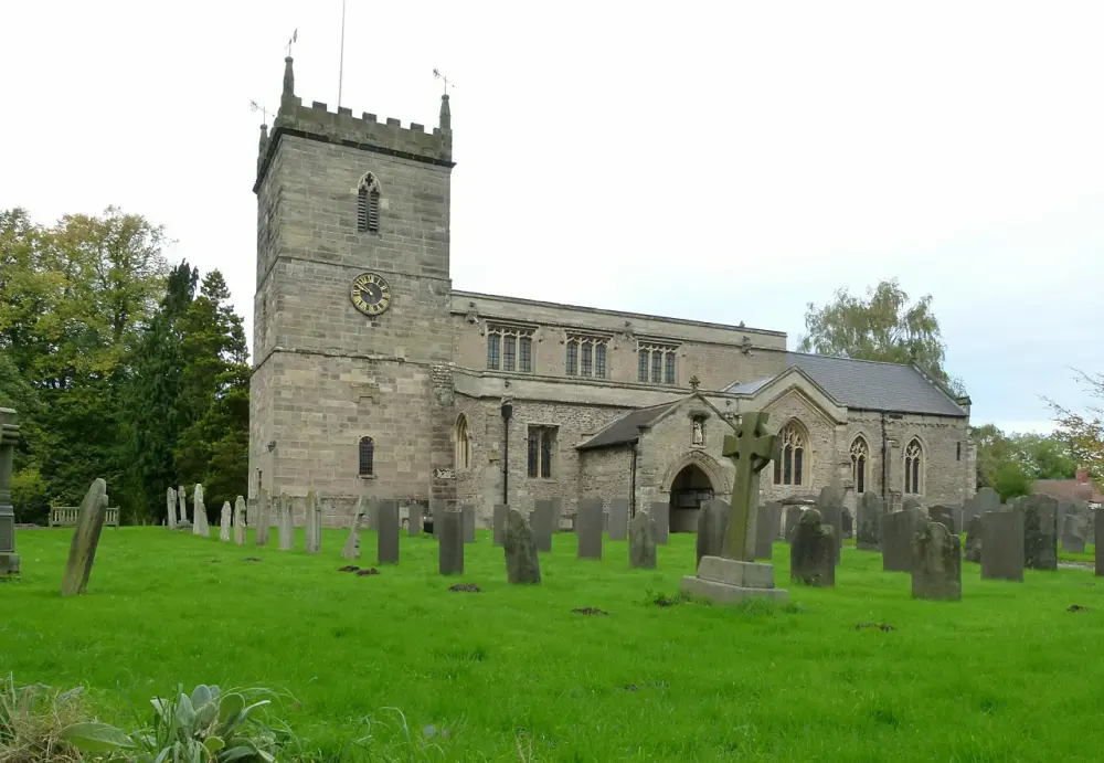 Photo de Église de St Peter - Historic England / Alan Murray-Rust