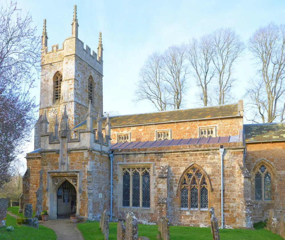 Photo de Église de Saint-Pierre AD Vincula - Historic England / Brian Mawdsley