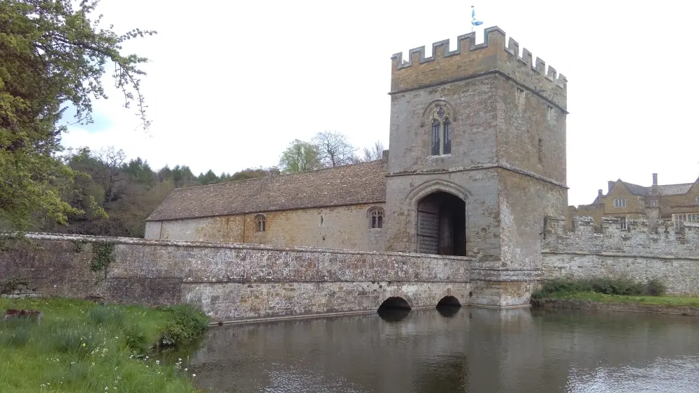 Photo de Château de Broughton, bloc stable - Historic England