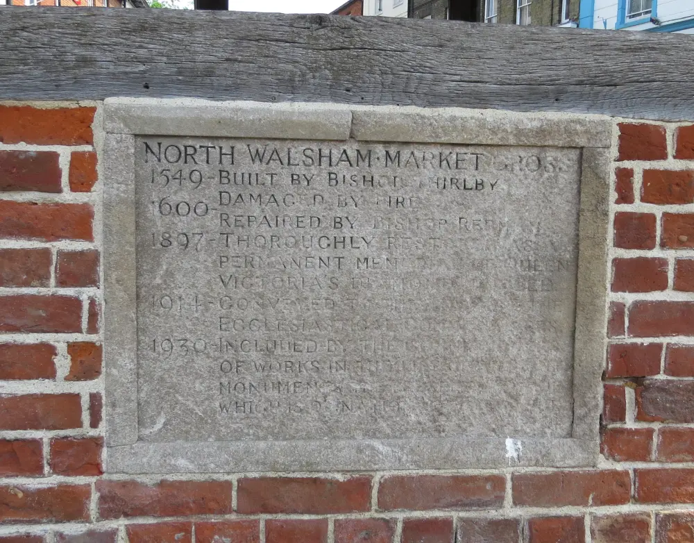 Photo de Croix de marché - Historic England