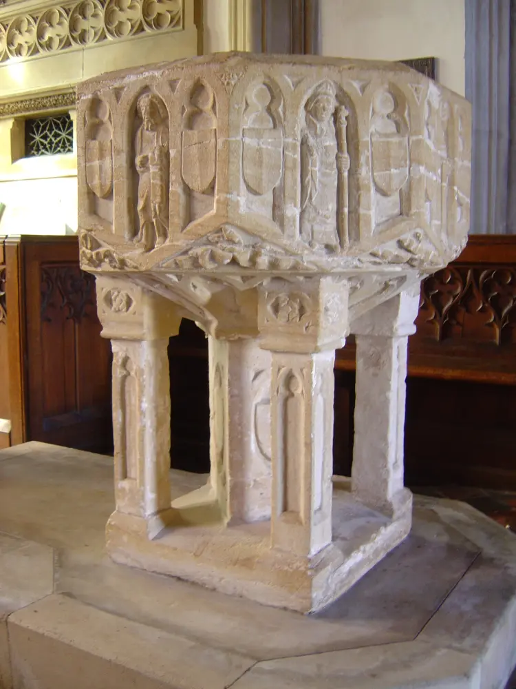 Foto de Iglesia de San Andrés - Historic England