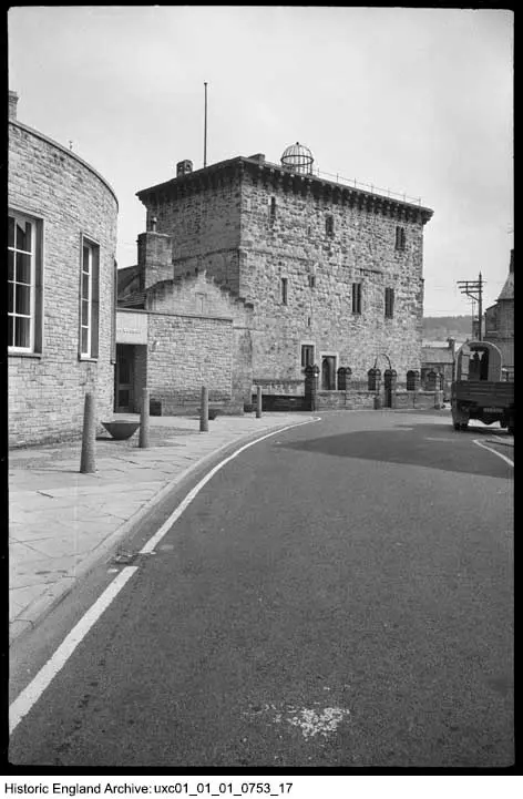 Photo de Le bureau du manoir - Historic England / Historic England Archive