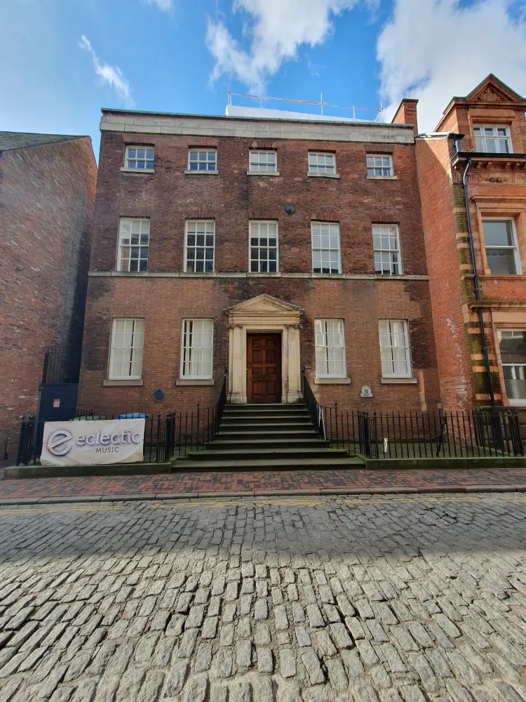 Photo de Maison de mondes - Historic England