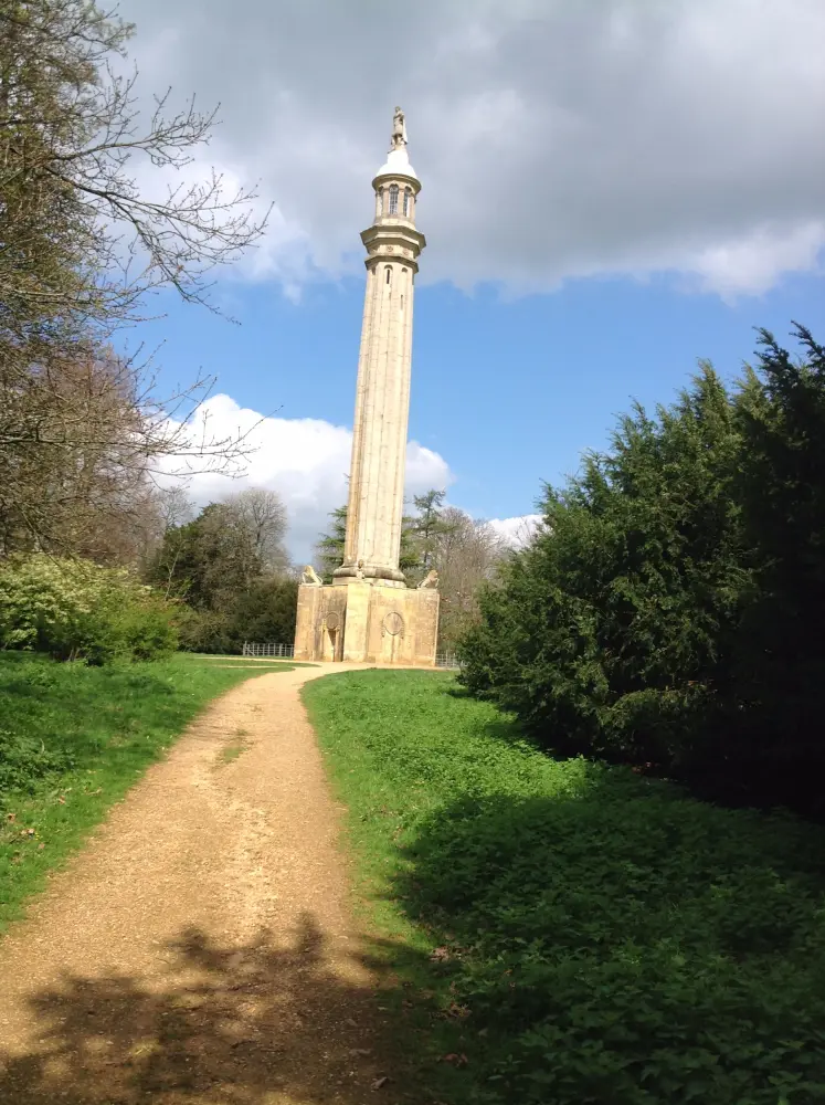 Photo de Colonne de Lord Cobhams - Historic England / David Lovell
