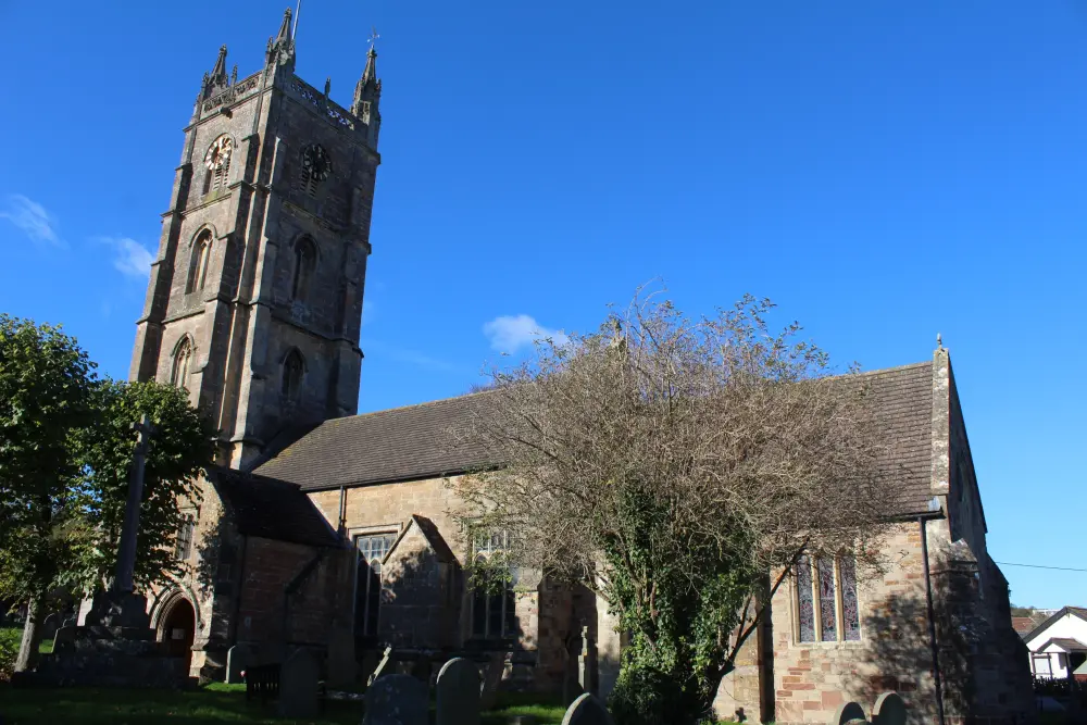 Photo de Église paroissiale de St Peter - Historic England