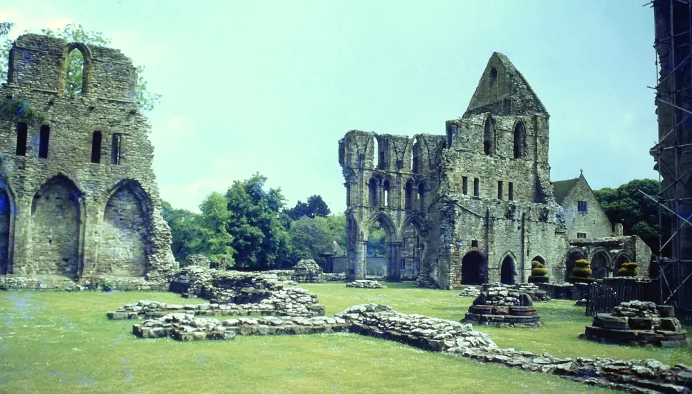 Photo de Prieuré de Saint-Milburga (ruines) - Historic England