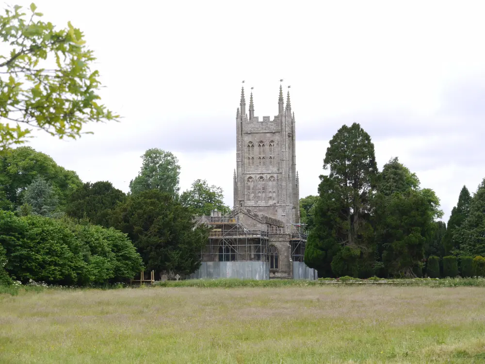 Photo de Église de St Andrew - Historic England / David Lovell