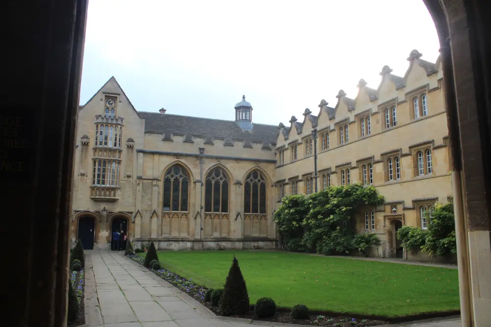 Foto de University College, West Range - Historic England / David Lovell