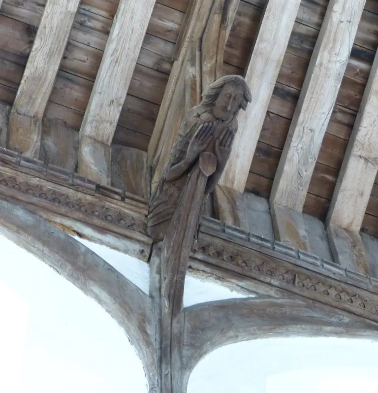 Foto de Iglesia de San Miguel - Historic England
