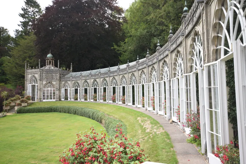 Foto de El invernadero, Sezincote House - Historic England / Martin Saunders
