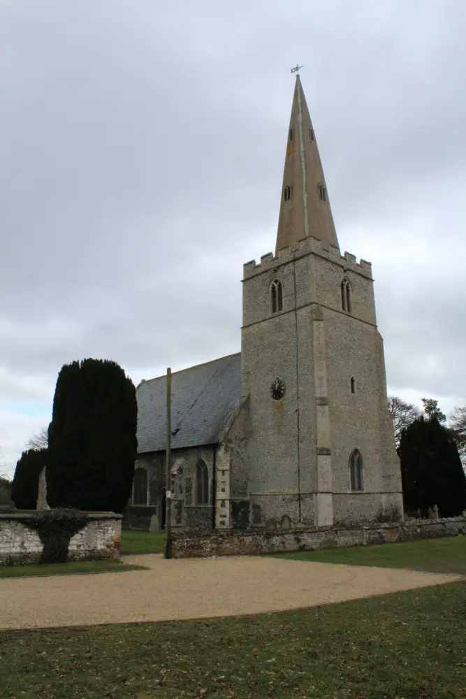 Foto de Iglesia de San Pedro - Historic England