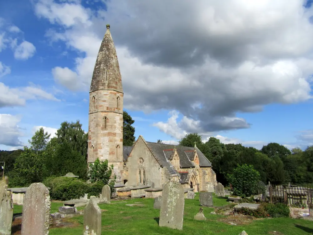Foto de Iglesia de San Miguel - Historic England