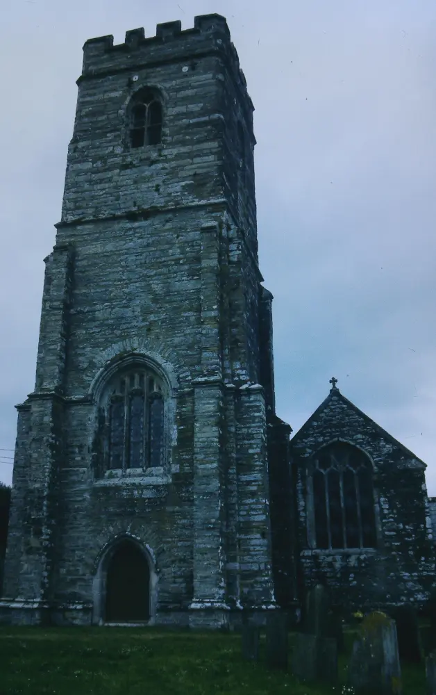 Photo de Église de St Winnow - Historic England