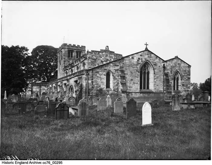 Foto de Iglesia parroquial de San Lorenzo - Historic England / Historic England Archive