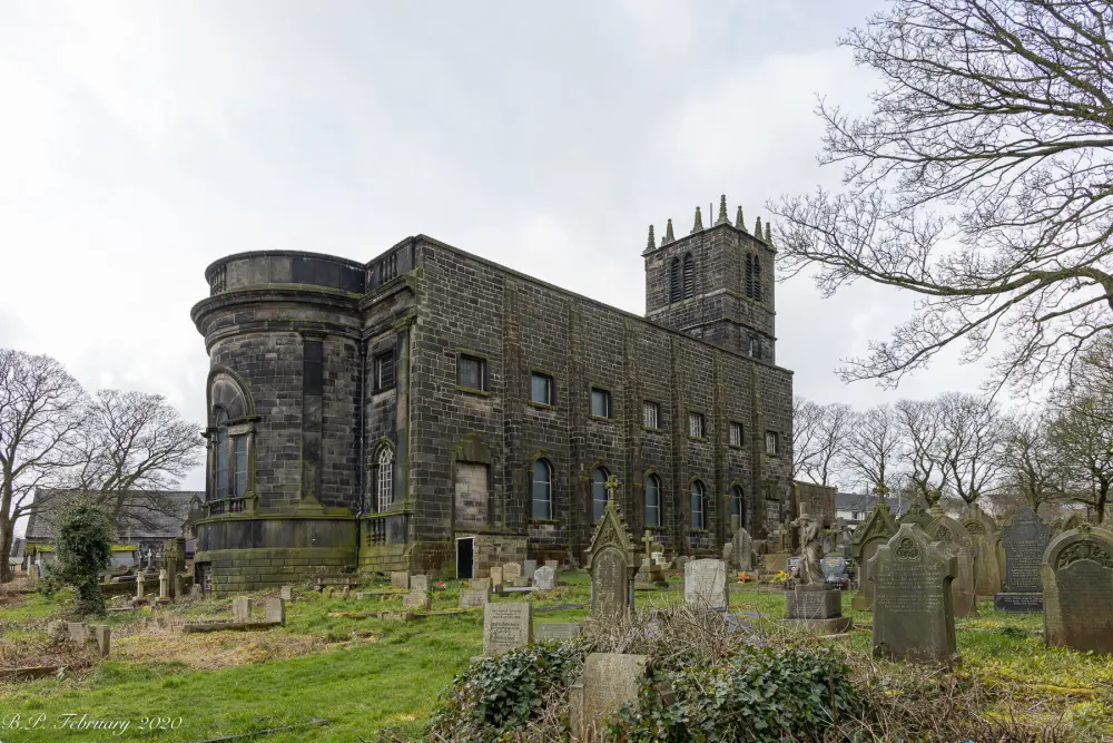Foto de Iglesia de San Pedro - Historic England / Barrie Price