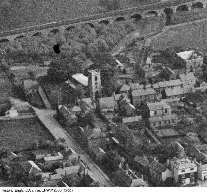 Foto de Iglesia de San Nicolás - Historic England / Historic England Archive
